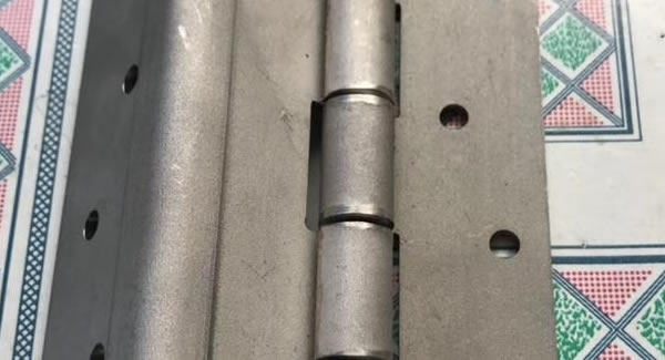 分享選擇不鏽鋼合頁的優（yōu）點,廣（guǎng）有（yǒu）五金專（zhuān）業生產不鏽鋼合頁（yè）