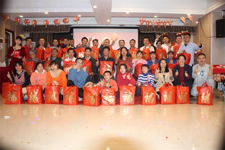 合影(yǐng).jpg 合影.jpg