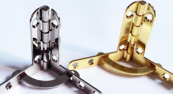 如何預防合（hé）頁（yè）生鏽|富二代成人斗音五金&東莞合頁