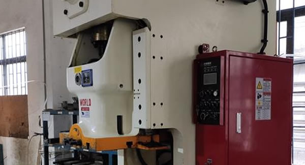 工欲善（shàn）其事，必（bì）先利其器|富二代成人斗音五（wǔ）金新增5台精密衝床設備滿足（zú）客戶要求