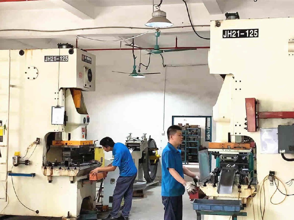 氣動衝壓二車間