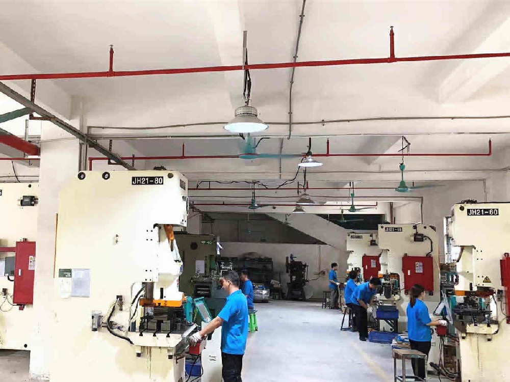 氣動衝壓二（èr）車間