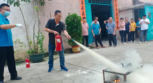 富二代成人斗音五（wǔ）金消防演習：安全（quán）至上，防（fáng）患未然|富二代成人斗音五金（jīn）&東莞合頁