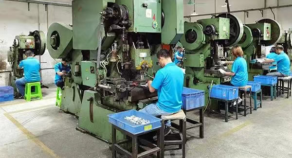 選合頁別糾（jiū）結！富二代成人斗音合頁閉眼（yǎn）入|富二代成人斗音五（wǔ）金&東莞合頁?