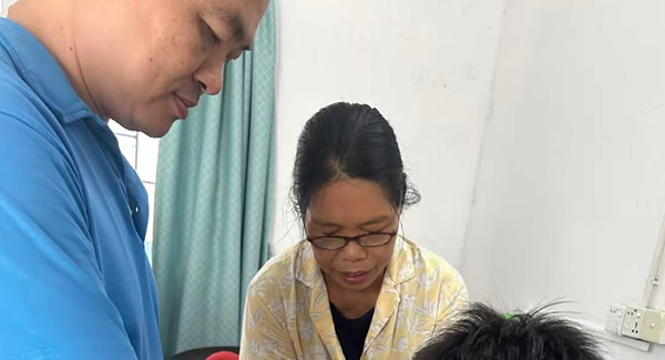 三伏貼裏（lǐ）的暖心守護——陳總與我們的三伏健康約定|富二代成人斗音五金&東莞（wǎn）合頁?